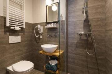Hotel_Heere_Raamsdonksveer_Geertruidenberg_Brabant_kamer_806_2_persoonskamer_Efteling_Biesbosch_5_original_copy_1
